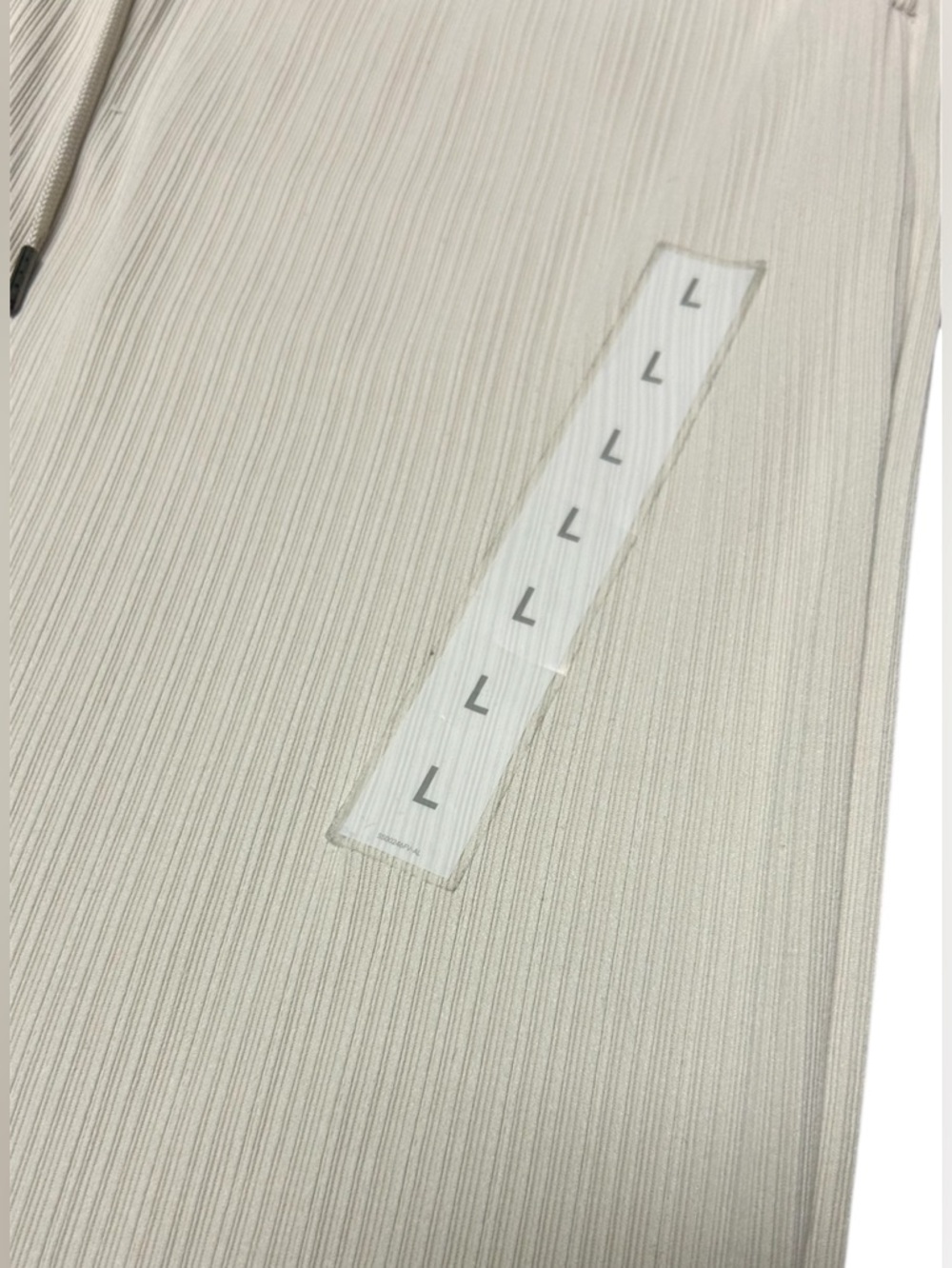 GU Women Ribbed Pull-On Cropped Pants Size L Natural - Picture 5 of 5